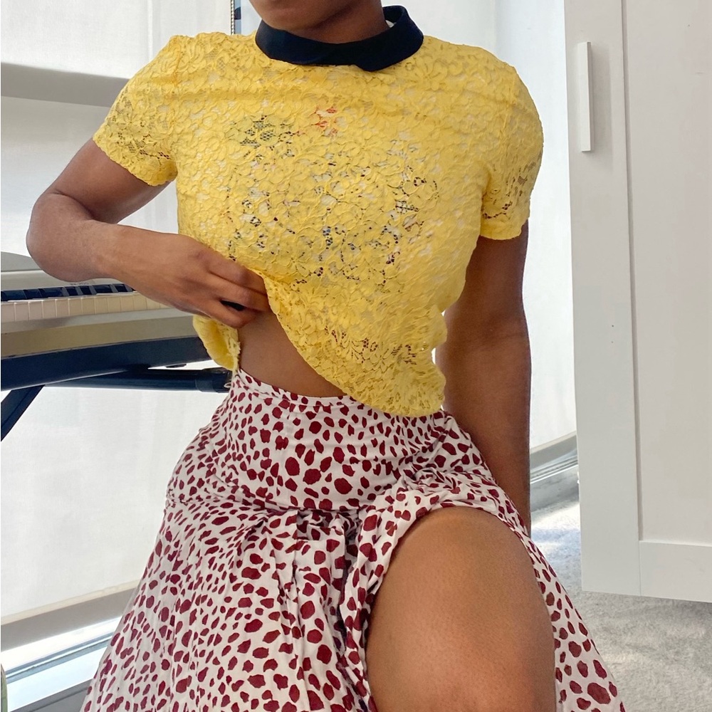 ZARA Sheer Floral Lace Yellow Peter Pan Collar Blouse Size S